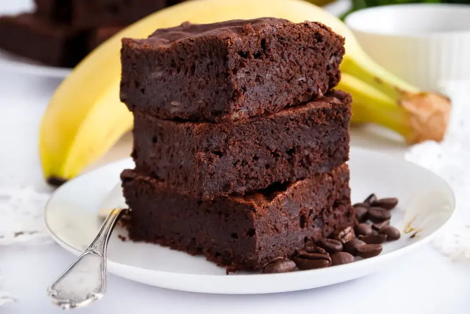 Brownie z bananami - wilgotny środek bez zakalca